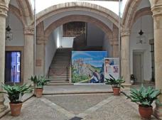 Vista del claustro renacentista del Palacio Carvajal